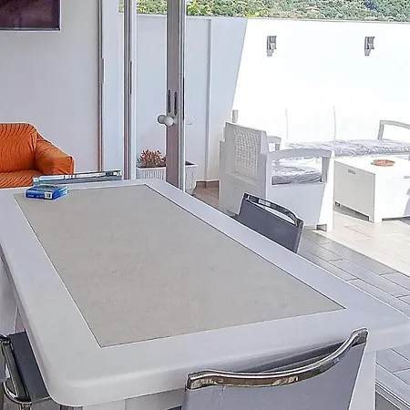 Stunning Home In Ricadi With Wifi Holiday home Ricadi