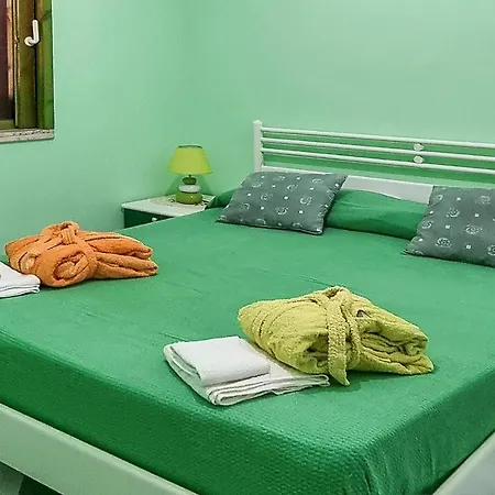 Holiday home Stunning Home In Ricadi With Wifi *